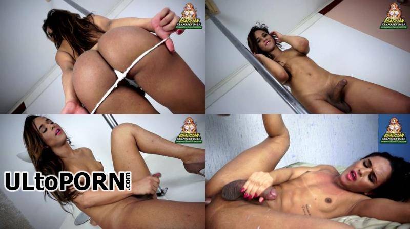 Brazilian-Transsexuals.com: Felipa Lins - Felipa Lins Strip Tease Remastered [1010 MB / FullHD / 1080p] (Shemale)