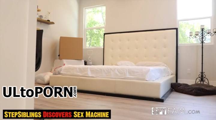 SpyFam.com: Athena Faris - Stepsiblings Discovers Sex Machine [360 MB / SD / 400p] (Creampie)