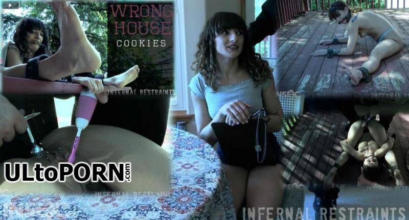 InfernalRestraints.com: Dakota Marr - Wrong House: Cookies [853 MB / SD / 478p] (Bondage)
