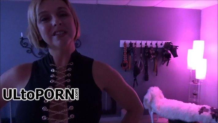 Mom Comes First, Clips4Sale.com: Brianna Beach - Step-Mother's Secret Chamber [1.49 GB / HD / 720p] (Incest)