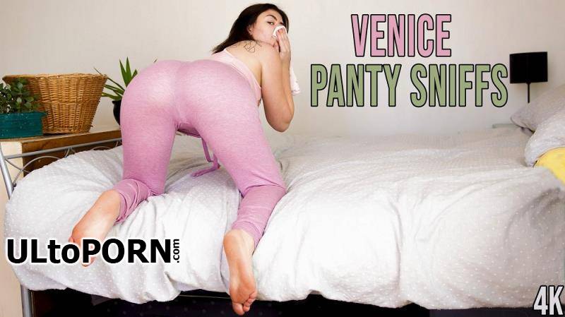 GirlsOutWest.com: Venice - Panty Sniffs [692 MB / FullHD / 1080p] (Solo)