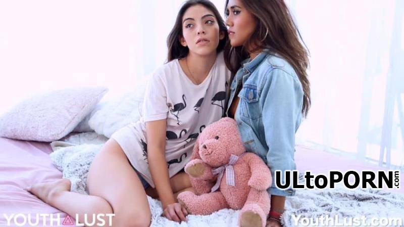 YouthLust.com, ManyVids.com: Saturnna, Zoey - Cum Sisters [1.93 GB / FullHD / 1080p] (Threesome)