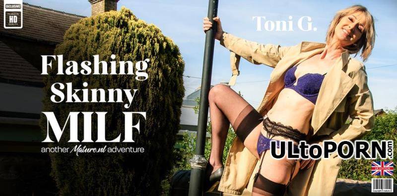 Mature.nl: Toni G (EU) (52) - Skinny masturbating British MILF Toni G. flashes, teases & plays with her shaved pussy & small tits [1.01 GB / FullHD / 1080p] (Fetish)