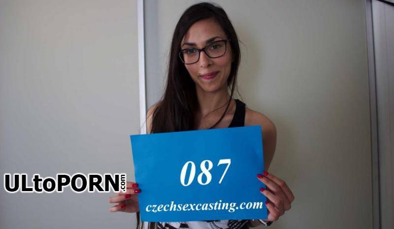 CzechSexCasting.com: Ashely Ocean - AT HER FIRST PORN CASTING [852 MB / FullHD / 1080p] (Casting)
