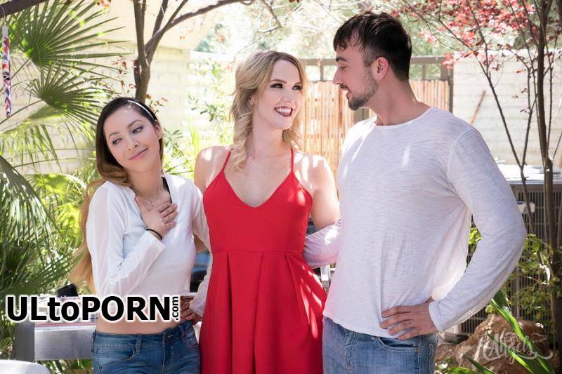TransAngels.com: Kayleigh Coxx - Grilling & Drilling [333 MB / SD / 480p] (Shemale)