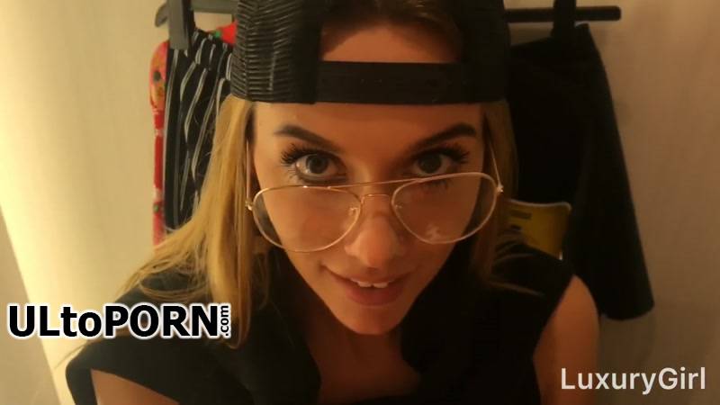 PornHub.com, PornHubPremium.com: Kristina Sweet, Luxury Girl - Blowjob In A Fitting Room, Oral Creampie, Swallows Cum [263 MB / FullHD / 1080p] (Teen)