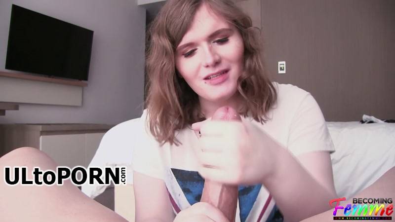 BecomingFemme.com: Kayla McCloud - Scottish Trans Babe Gets Slutty [405 MB / HD / 720p] (Shemale)