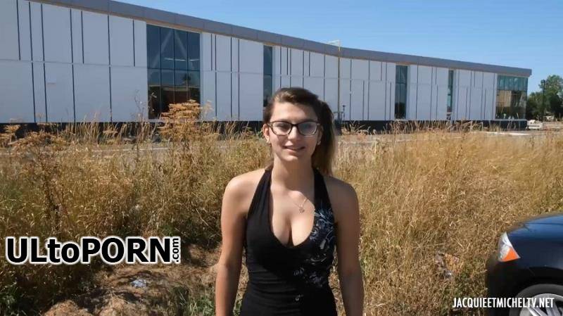 JacquieEtMichelTV.net, Indecentes-Voisines.com: Laura - Laura, 18 years old, already a real naughty [1.37 GB / FullHD / 1080p] (France)