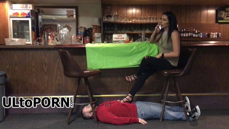 Clips4sale.com, Mr Trample Fantasy: Queen Kiki - St. Patricks Day at Bar BallBusters 2019 [841 MB / FullHD / 1080p] (Femdom)