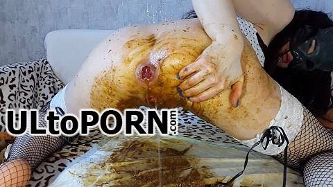 ScatShop.com: AnnaCoprofield - White panties diarrhea [1.95 GB / FullHD / 1080p] (Scat)