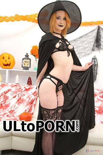 LegalPorno: Sweetie Plum - G0nz0 Halloween 2020 with teen slut Sweetie Plum (4on1 anal & double penetration) SZ2560 (HD/720p/1.81 GB)