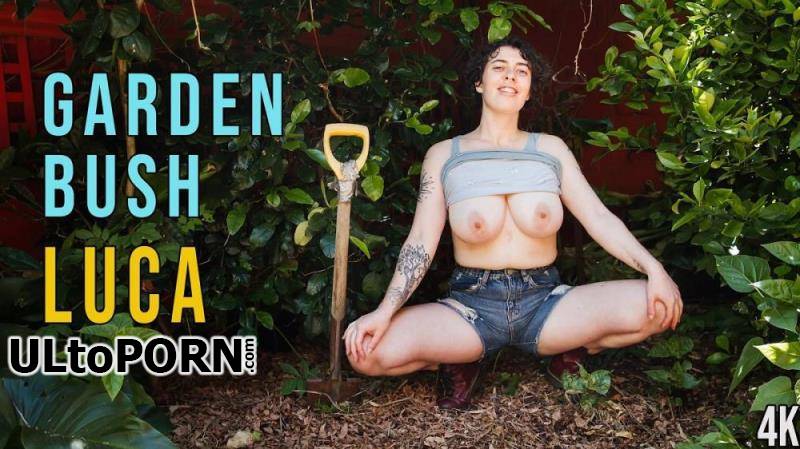 GirlsOutWest.com: Luca - Garden Bush [416 MB / HD / 720p] (Big Tits)