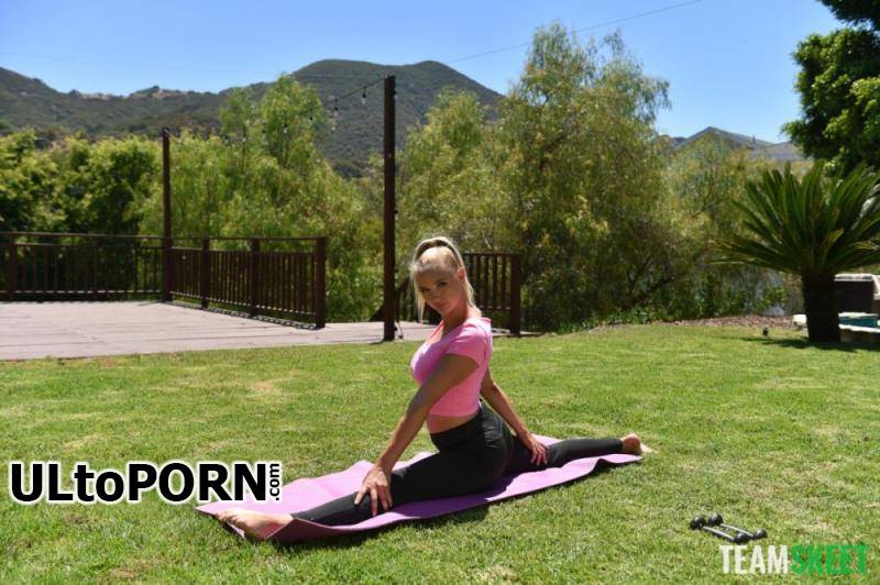 TheRealWorkout.com, TeamSkeet.com: Paisley Porter - Lower Body Workout [1.68 GB / HD / 720p] (Teen)