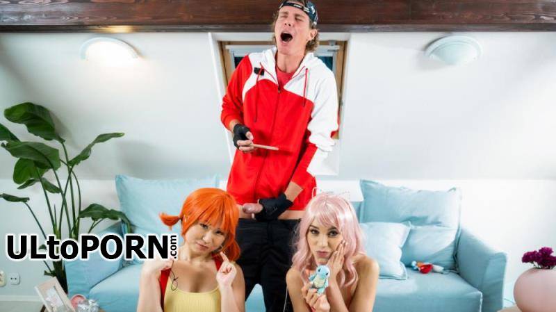 PrettyDirtyTeens.com, Deviante.com: Yiming Curiosity, Elena Vedem - Naughty Cosplay Teens Have A Threesome [704 MB / FullHD / 1080p] (Threesome)