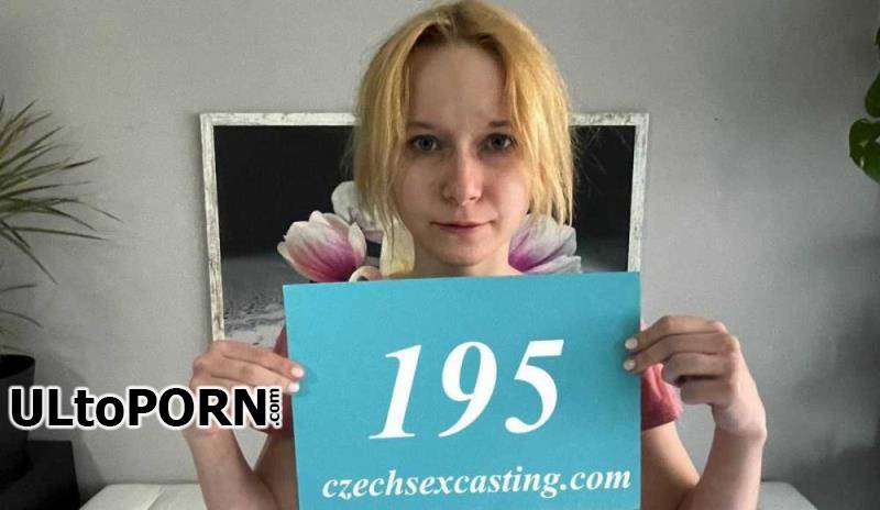 CzechSexCasting.com, PornCZ.com: Sweetie Plum - You are not a type of photo model [292 MB / HD / 854p] (Casting)