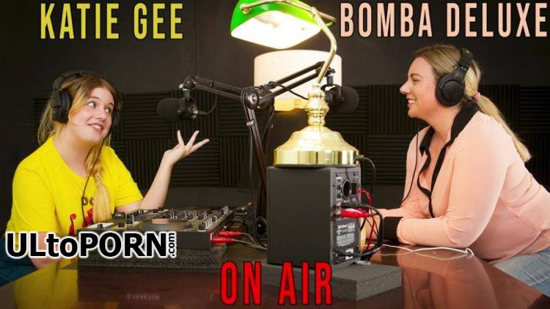 GirlsOutWest.com: Bomba Deluxe, Katie Gee - On Air [622 MB / SD / 576p] (Lesbian)