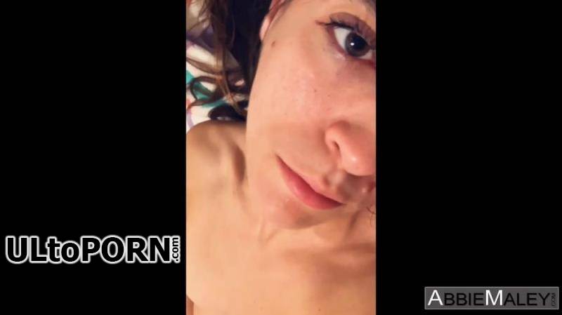 AbbieMaley.com: Abbie Maley, Wednesday Parker - I'll Tease You While I Please Myself [225 MB / SD / 480p] (Teen)