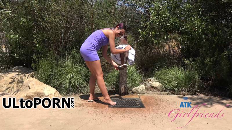 ATKGirlfriends.com: Lily Adams - Malibu Creek [6.37 GB / UltraHD 4K / 2160p] (Creampie)