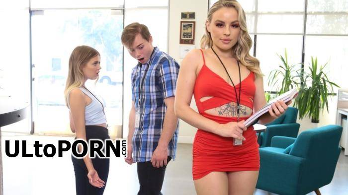 Anna Claire Clouds, Coco Lovelock - Distracted Boyfriend & The New Hire (HD/720p/427 MB)