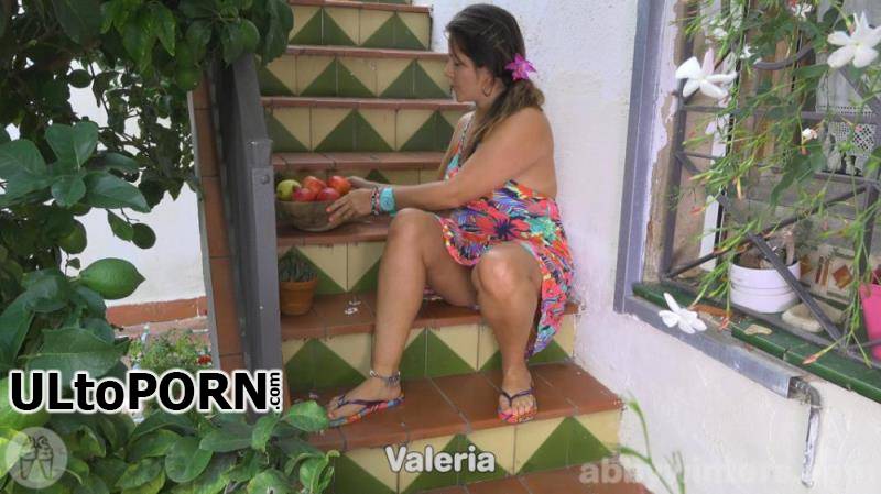Abbywinters.com: Valeria - Tasting Herself [814 MB / UltraHD 4K / 2160p] (Solo)