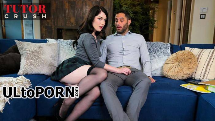 NubileFilms: Evelyn Claire - Extra Credit (FullHD/1080p/1.58 GB)