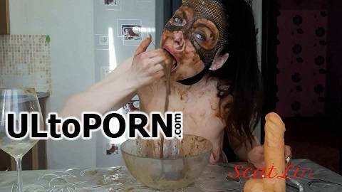 ScatShop.com: ScatLina - I eat shitty womit (part 2) [1.54 GB / FullHD / 1080p] (Scat)