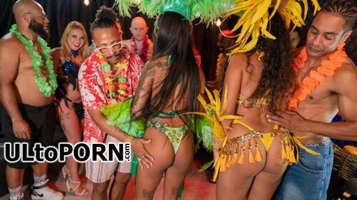Ariella Ferraz, May Akemi - Rough Brazilian Carnaval Anal Fuck Party (SD/480p/1.27 GB)