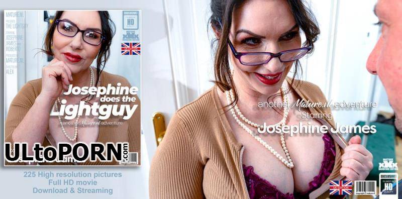 Mature.nl: Josephine James (EU) (54), Roberto (35) - The lightguy on a movieset gets a shot big breasted MILF Josephine James [1.28 GB / FullHD / 1080p] (Mature)