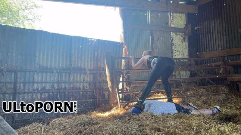 Mistress Scarlett Morgan: Farmer Gets Trampled [667.4 MB / FullHD / 1080p] (Humiliation)