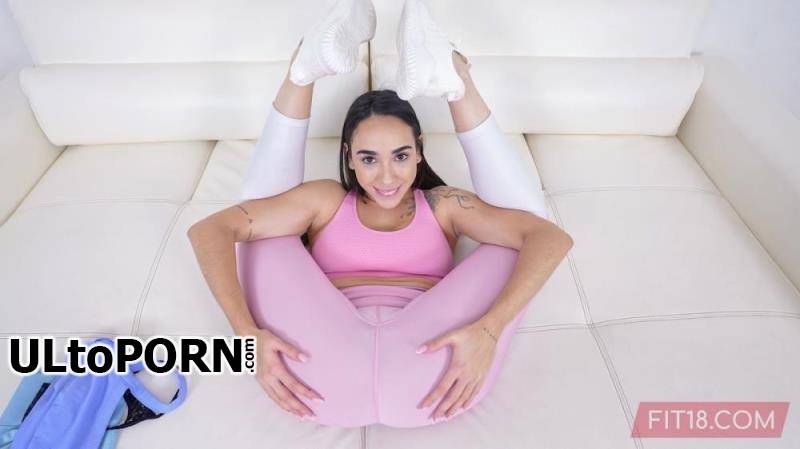 fit18.com: Gaby Ortega - Gaby Ortega Initial Fitness Casting - 113 [3.04 GB / UltraHD 4K / 2160p] (Teen)