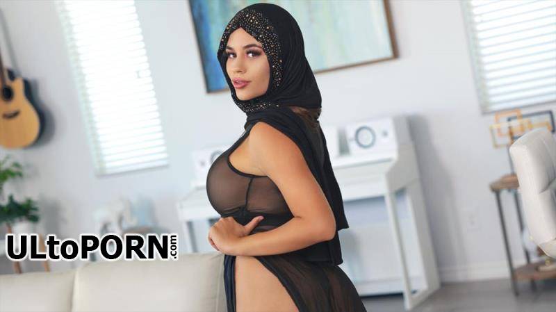HijabHookup.com, Teamskeet.com: Rose Lynn - Being Sneaky [1.74 GB / FullHD / 1080p] (Fetish)