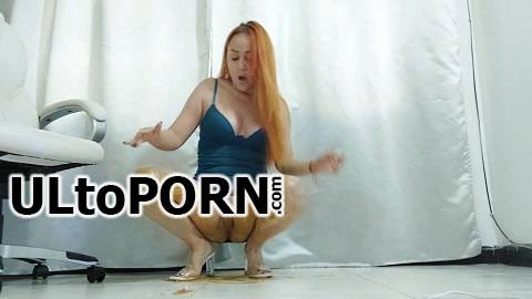 ScatShop.com: Sarathonson - Pooping on the dance floor [736 MB / FullHD / 1080p] (Scat)