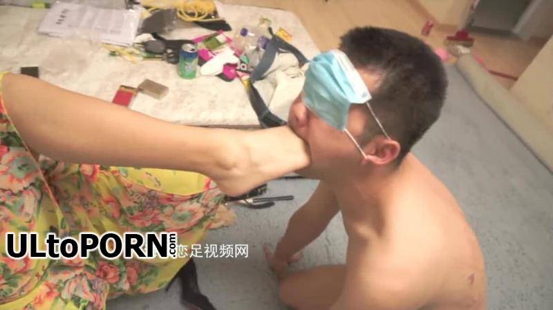 Chinese Femdom: Femdom Murga Punishment Foot Slave - Chinese Top Long [216.05 MB / HD / 720p] (Femdom)