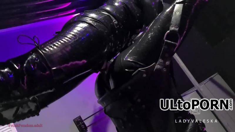 Lady Valeska Femdom: Fucking Strap With Heavy Rubber Straps [998.28 MB / FullHD / 1080p] (Strapon)