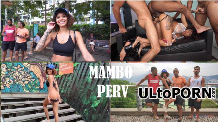 Mih Ninfetinha - MAMBO Tour #4 gets wild at the Rio's Sugarloaf Mountain then fucks 3 guys (DP, anal, public nudity, 3on1, no make-up, ATM, porn-Vlog) OB158 (SD/480p/725 MB)