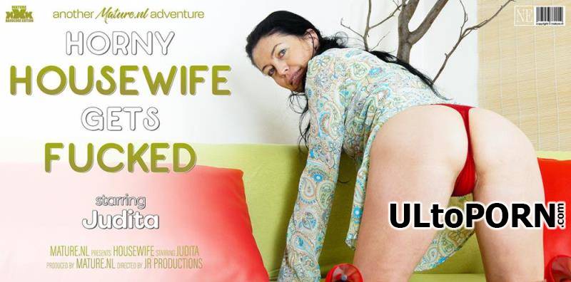Mature.nl: Frenky (35), Judita M (39) - Horny housewife Judita M. gets fucked hard [1.37 GB / FullHD / 1080p] (Mature)