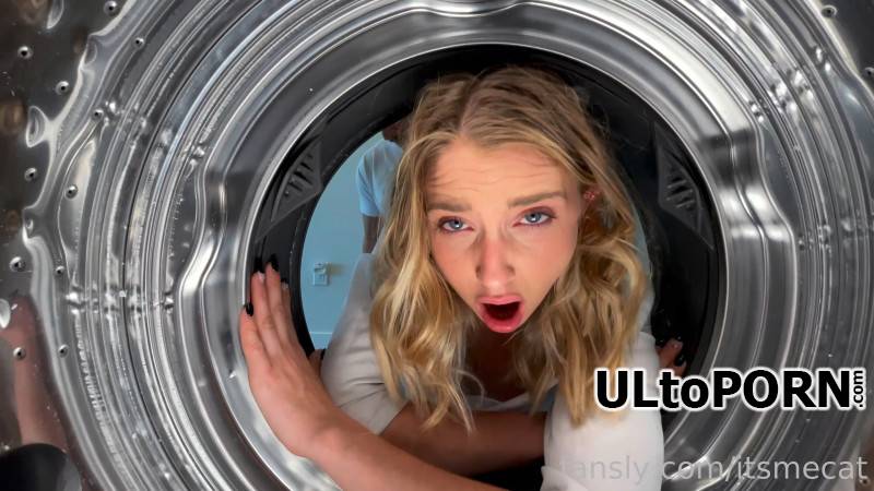 Fansly.com, Onlyfans.com: itsmecat - Stuck in the washing machine [1.22 GB / UltraHD 2K / 1440p] (Anal)