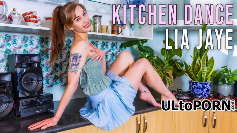 GirlsOutWest.com: Lia Jaye - Kitchen Dance [778 MB / FullHD / 1080p] (Teen)