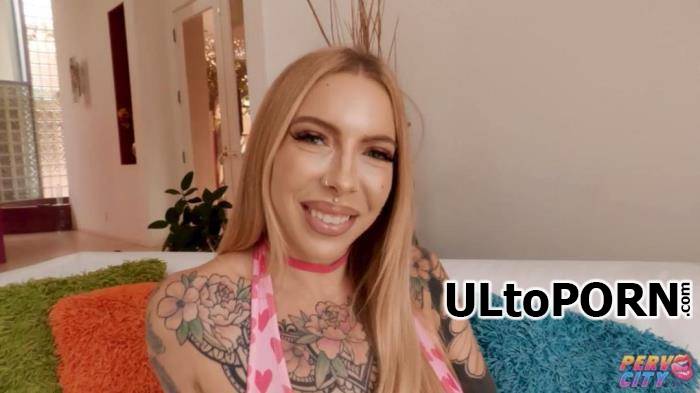 Cassidy Luxe - Inked Blonde Cassidy Luxe Enjoys Intense Anal Pounding (HD/720p/1.05 GB)