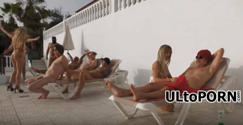 Puzzyfun.com: Melody Teen, Venom Evil - Yes Venom Evil and Melody Teen fucked and inseminated in paradise by the pool [1.22 GB / SD / 600p] (GangBang)