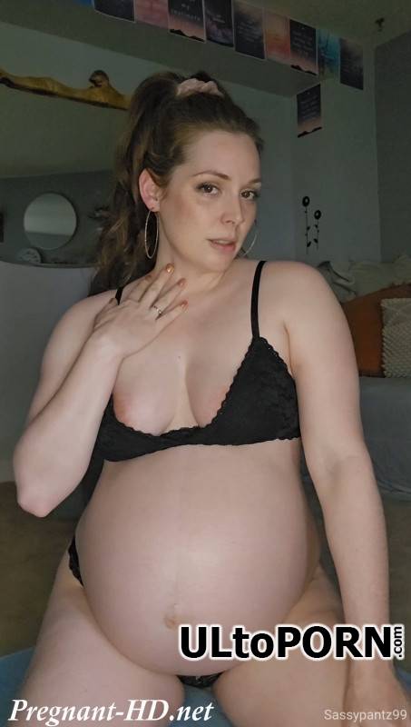 Manyvids.com: Sassy Pantz - Make Me Bigger [563 MB / UltraHD 2K / 1920p] (Pregnant)