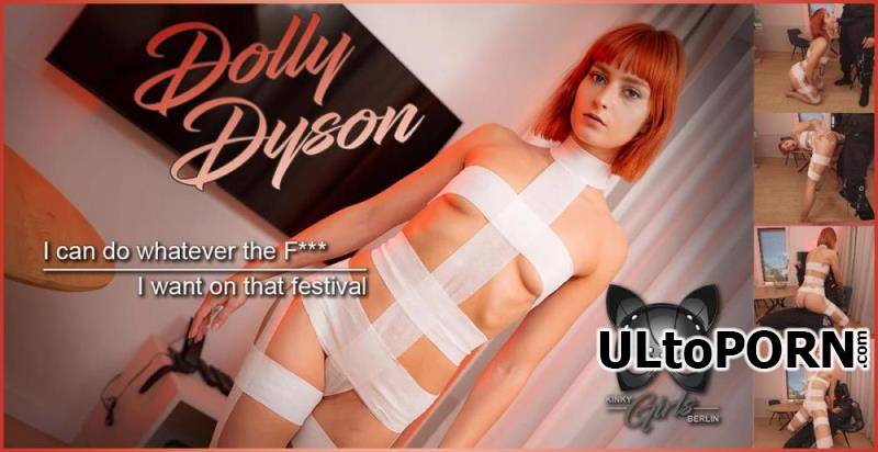 KinkyGirlsBerlin, SLR: Dolly Dyson - How Do You Like My Festival Outfit? [5.91 GB / UltraHD 4K / 4096p] (Strapon)