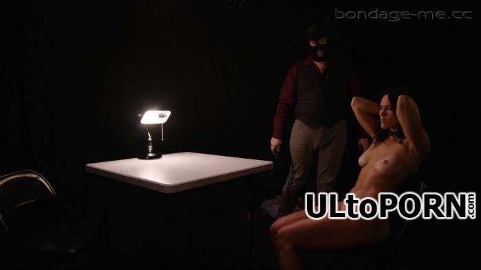 Amateur - Good Cop, Bad Cop Interrogation of Kellfire (UltraHD 4K/2160p/4.92 GB)