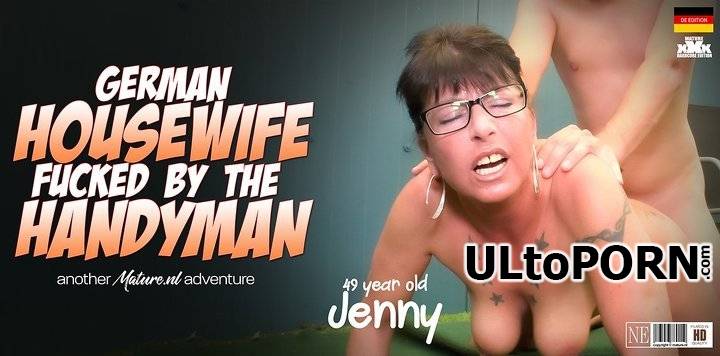 Mature.nl: Jenny (EU) (49), Julian (38) - Handyman, do you want to fuck 49 year old German housewife Jenny in her backyard? Her husband's gone [790 MB / FullHD / 1080p] (Mature)